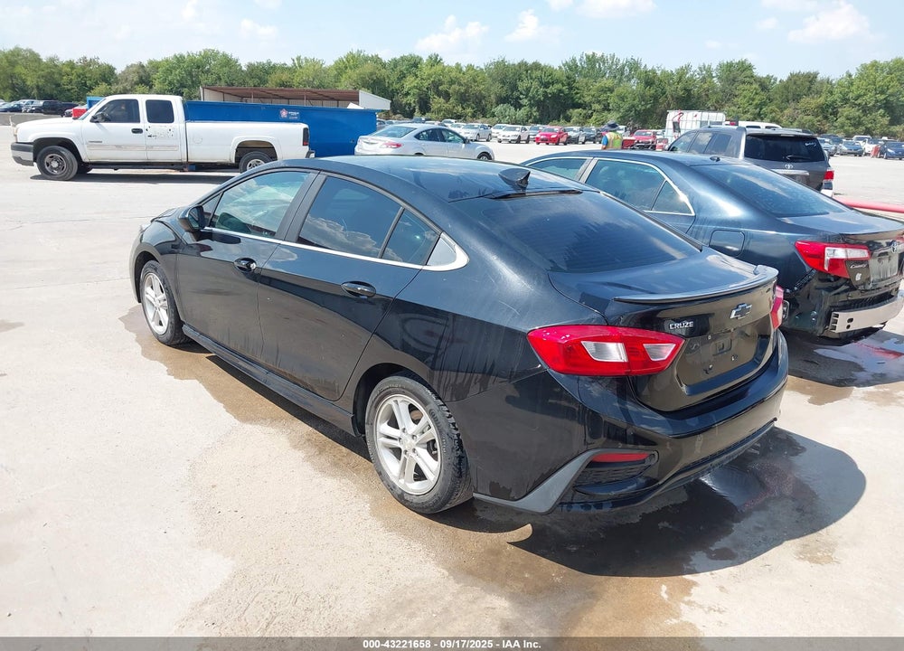 2017 CHEVROLET CRUZE LT AUTO VIN: 1G1BE5SM1H7148807