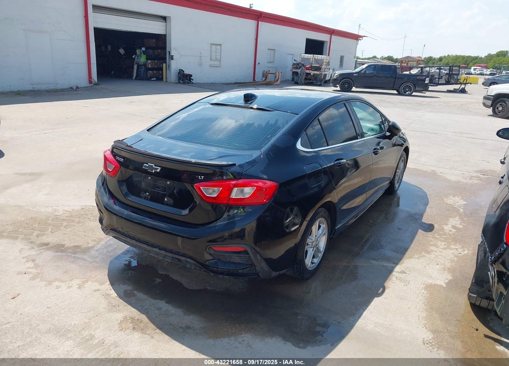 2017 CHEVROLET CRUZE LT AUTO VIN: 1G1BE5SM1H7148807
