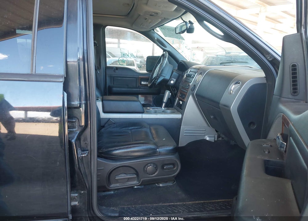 2004 FORD F-150 VIN: 1FTPW14594KA92860