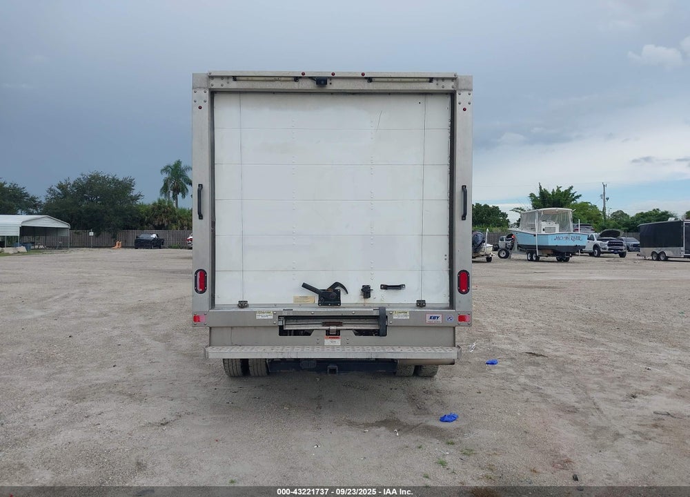2018 FORD TRANSIT-350 CAB VIN: 1FDBF8ZM8JKA71105