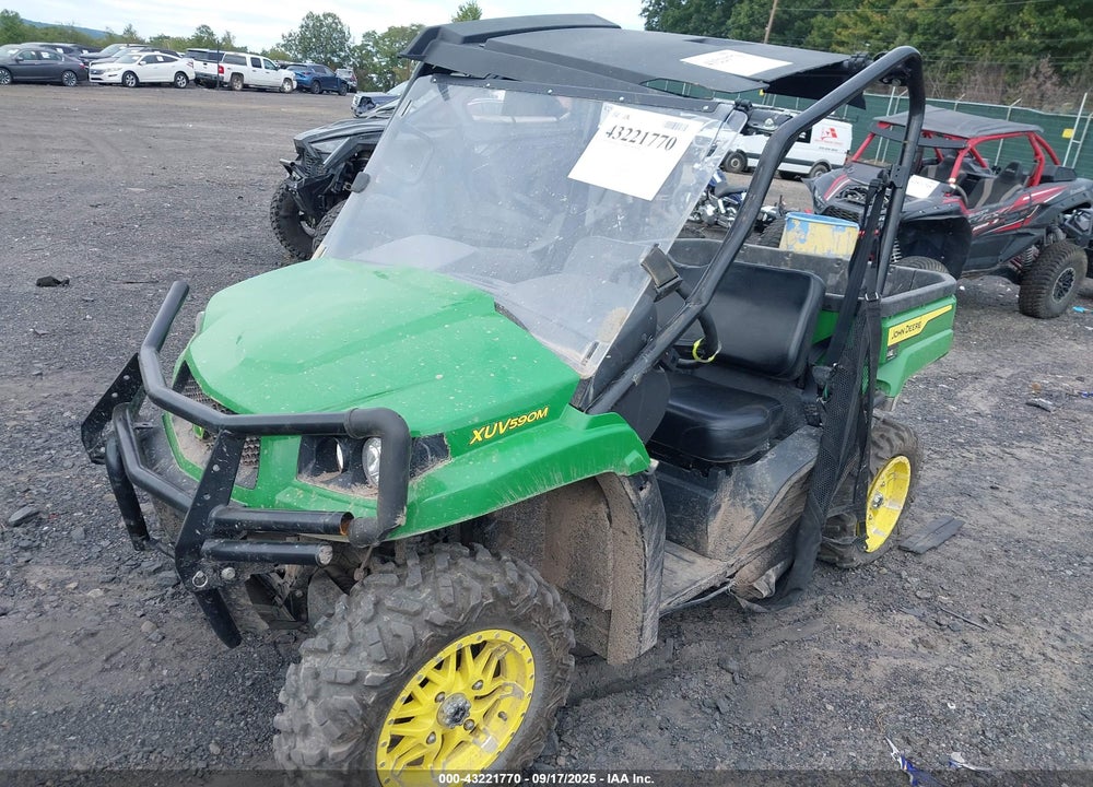 2023 JOHN DEERE XUV590M VIN: 1M0590MAEPM060079