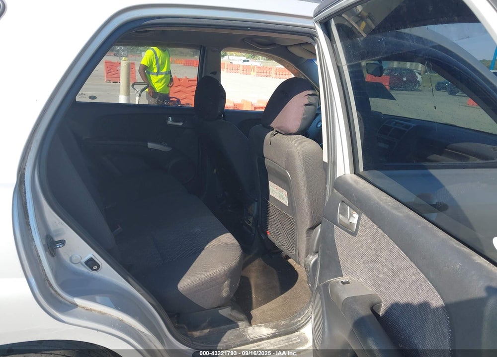 2007 KIA SPORTAGE LX V6 VIN: KNDJF723977351235