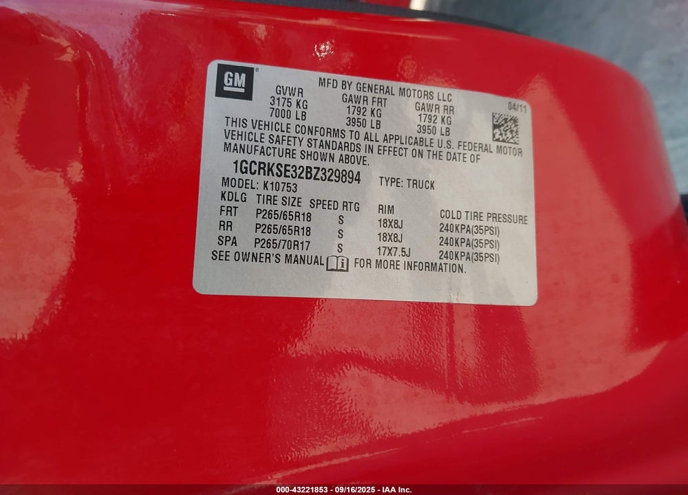 2011 CHEVROLET SILVERADO 1500 VIN: 1GCRKSE32BZ329894