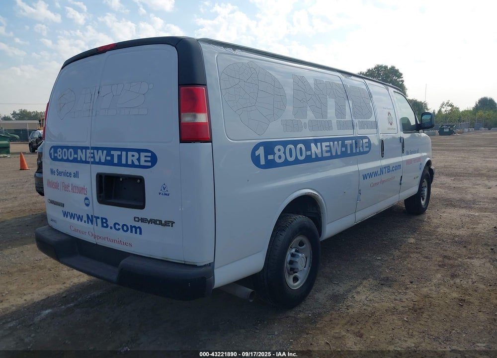 2006 CHEVROLET EXPRESS 2500 VIN: 1GCGG29V161238317