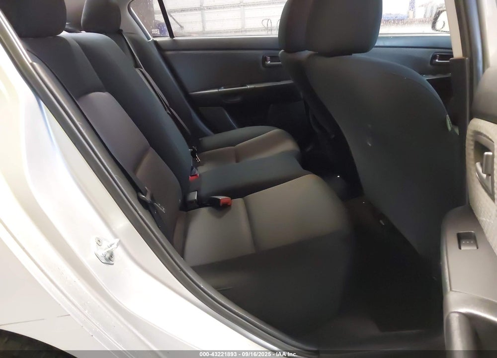 2006 MAZDA 3 I VIN: JM1BK32F561519554