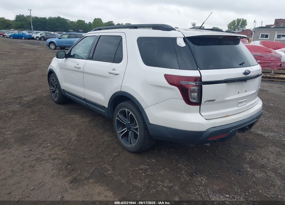 2015 FORD EXPLORER VIN: 1FM5K8GT1FGA18470