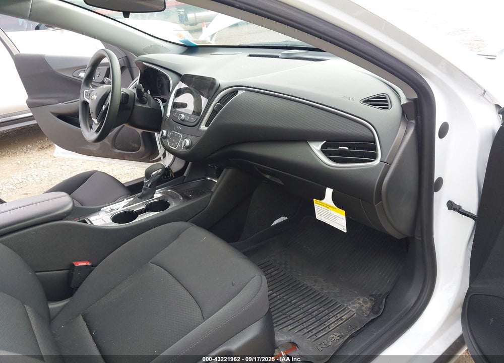 2024 CHEVROLET MALIBU VIN: 1G1ZD5ST1RF231301