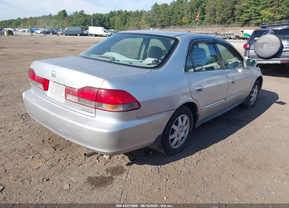 2002 HONDA ACCORD 2.3 EX/2.3 SE VIN: 1HGCG668X2A113476