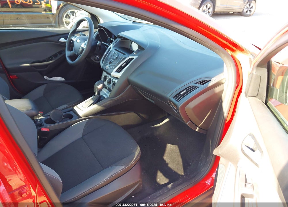 2014 FORD FOCUS VIN: 1FADP3F28EL125797