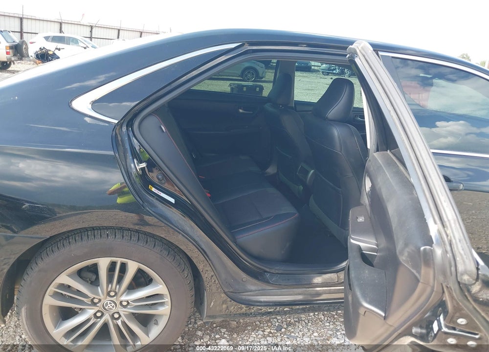 2017 TOYOTA CAMRY SE VIN: 4T1BF1FK6HU382010