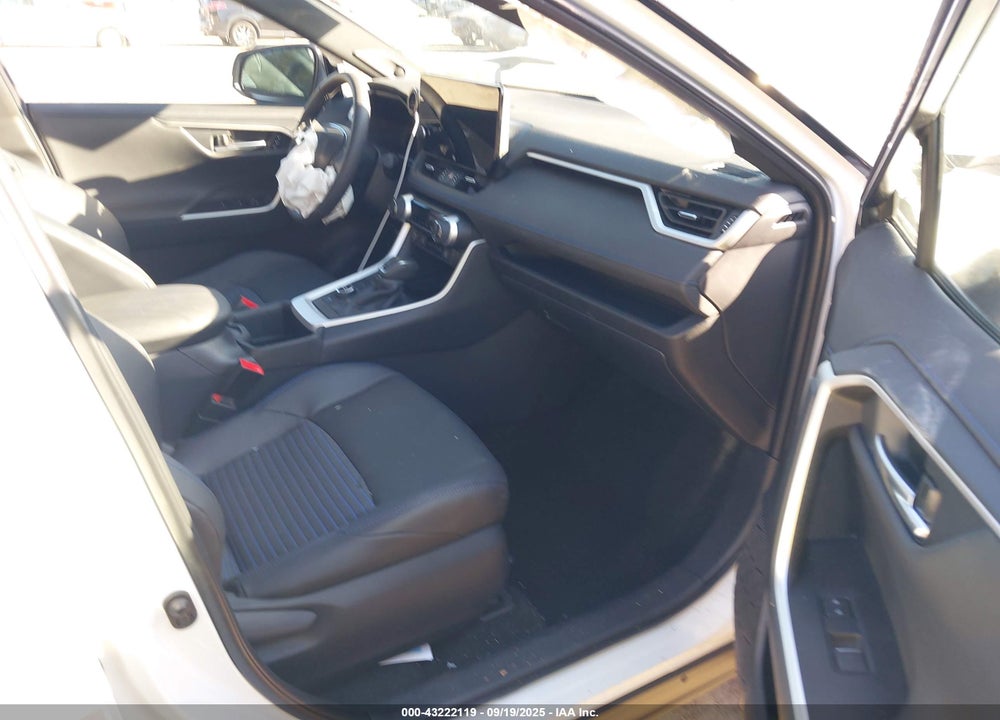 2025 TOYOTA RAV4 HYBRID VIN: 4T3E6RFV6SU185827