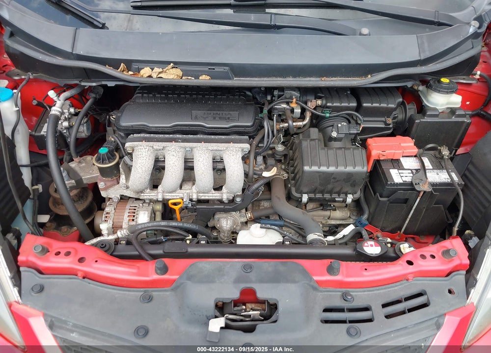2010 HONDA FIT VIN: JHMGE8H21AS000632