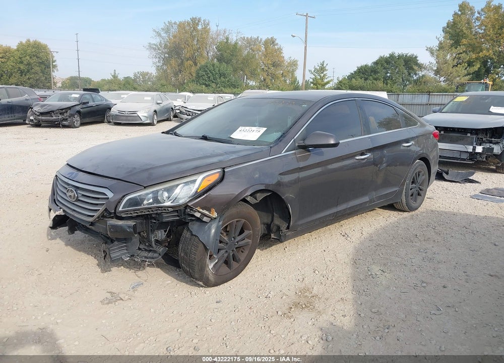 2016 HYUNDAI SONATA VIN: 5NPE24AF1GH411205