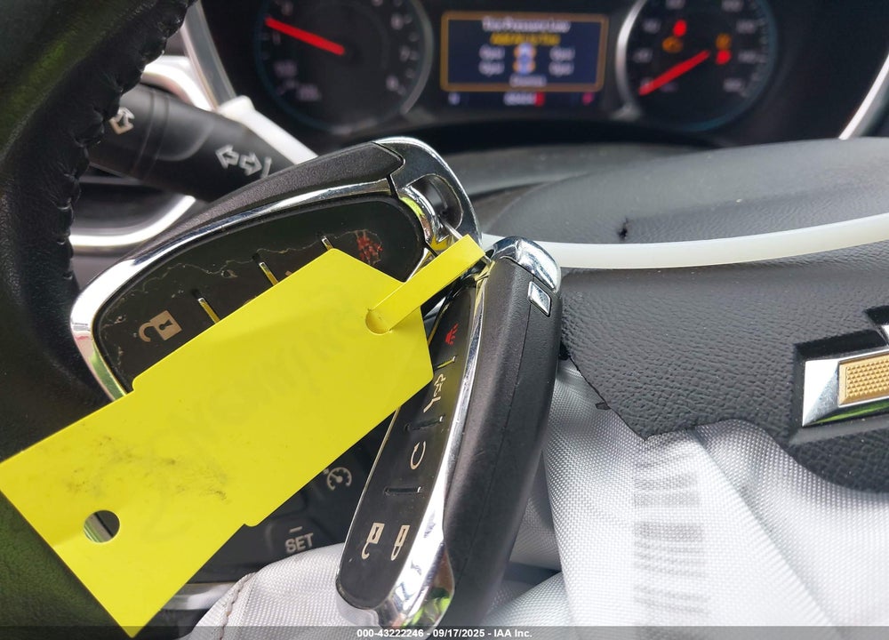 2019 CHEVROLET EQUINOX LT VIN: 2GNAXVEX7K6300039