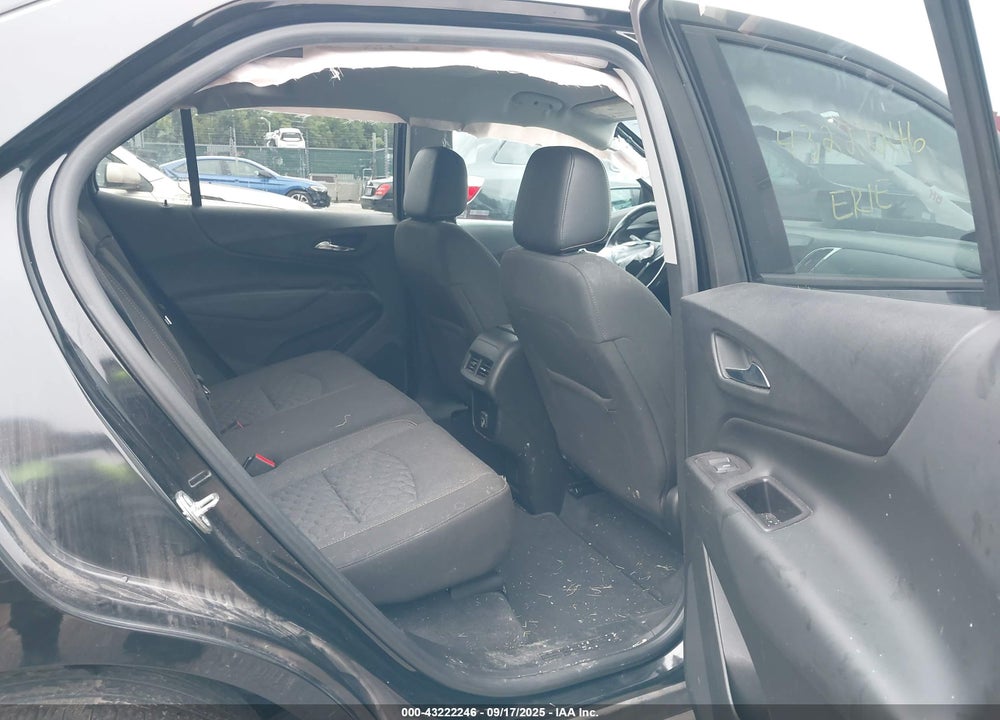 2019 CHEVROLET EQUINOX LT VIN: 2GNAXVEX7K6300039