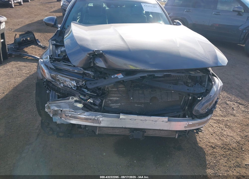 2018 HONDA ACCORD EX VIN: 1HGCV1F42JA011156
