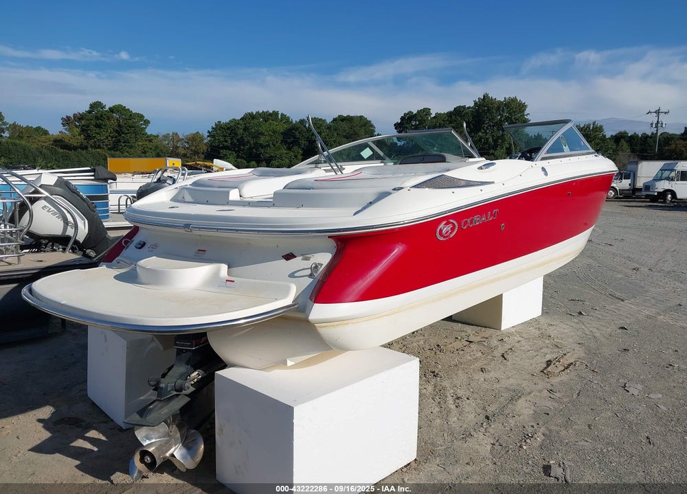 2004 COBALT 24FT VIN: FGE22156J304