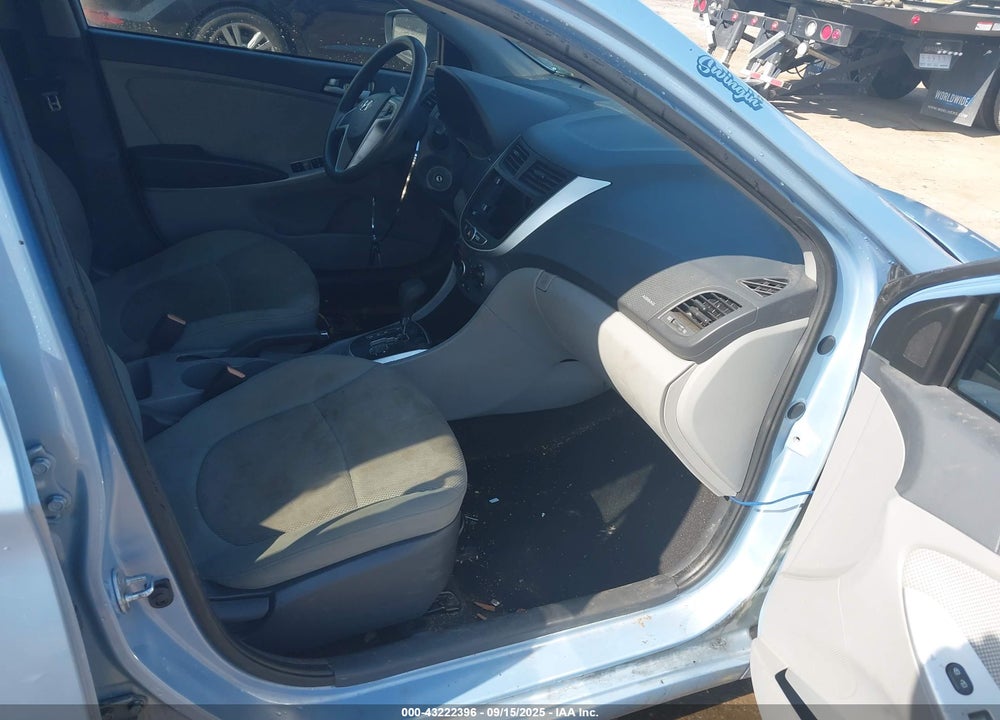2013 HYUNDAI ACCENT GS VIN: KMHCT5AE8DU118061