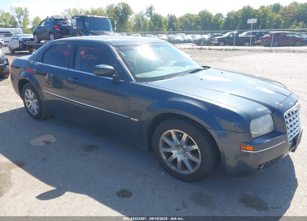 2008 CHRYSLER 300 TOURING VIN: 2C3LA53G48H260431