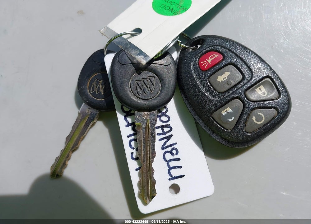 2010 BUICK LUCERNE VIN: 1G4HG5EM7AU106233