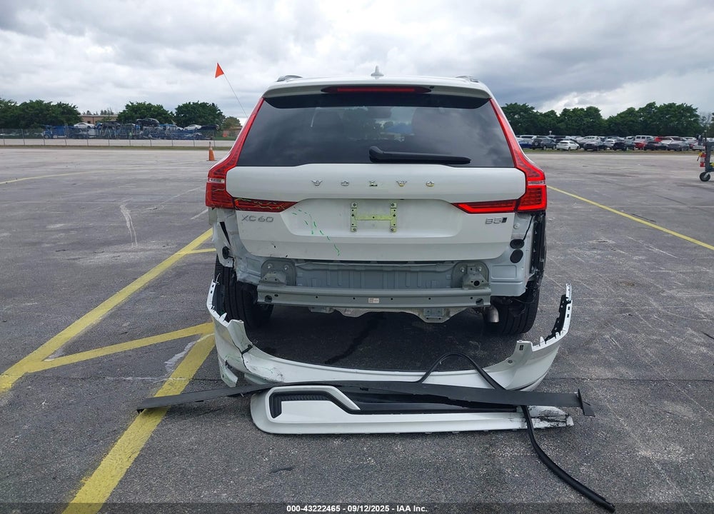 2025 VOLVO XC60 VIN: YV4M12RC1S1184317