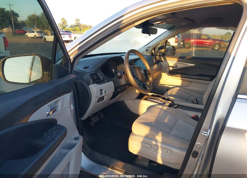 2021 HONDA PILOT VIN: 5FNYF5H37MB022288