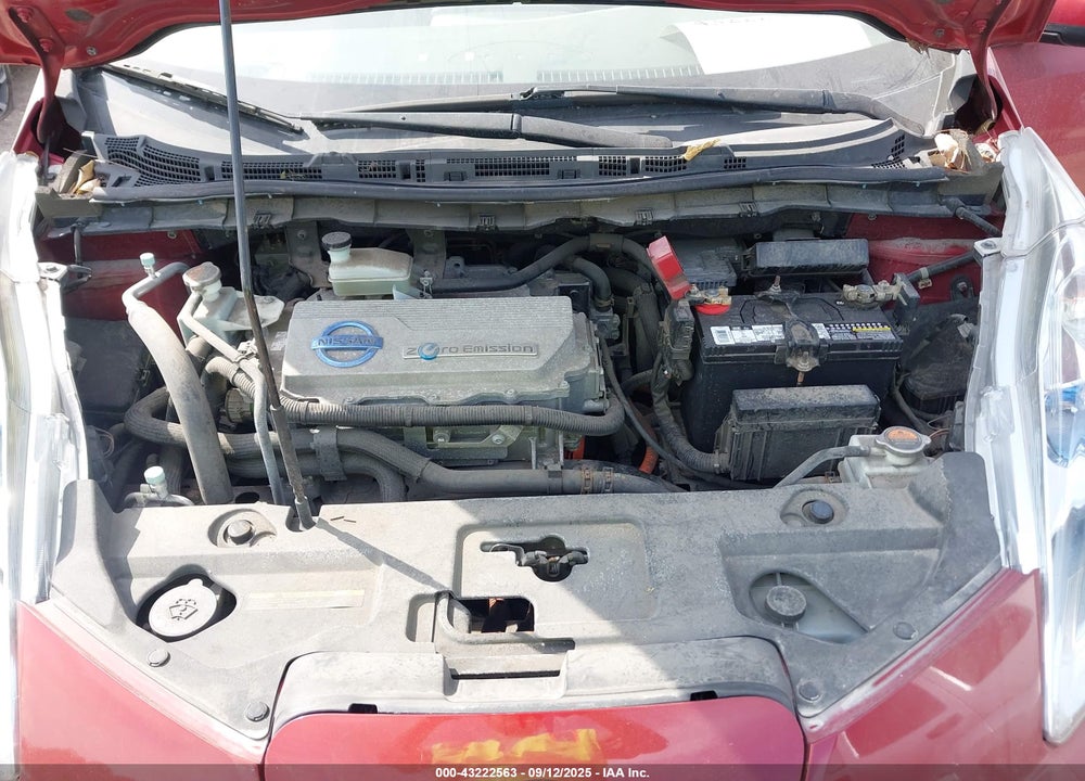 2012 NISSAN LEAF VIN: JN1AZ0CP1CT020461