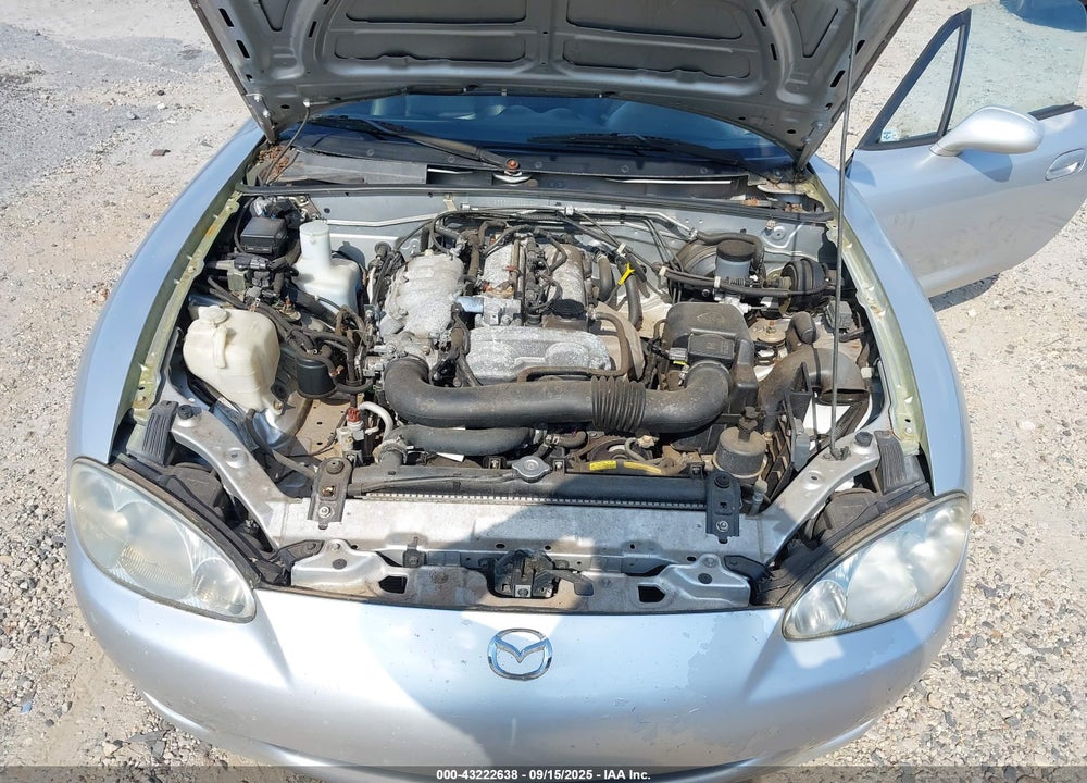 2001 MAZDA MX-5 MIATA LS/SPECIAL EDITION VIN: JM1NB353X10202124