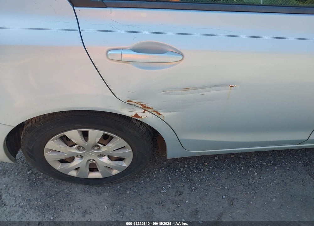 2012 HONDA CIVIC VIN: 2HGFB2F50CH577020