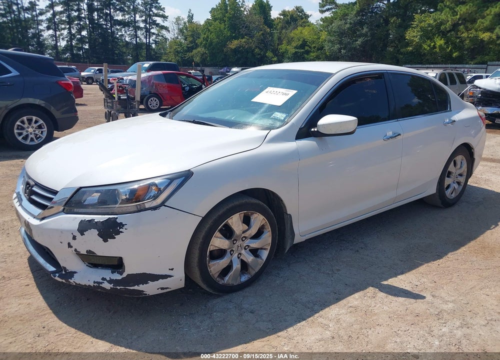 2015 HONDA ACCORD VIN: 1HGCR2F35FA043902