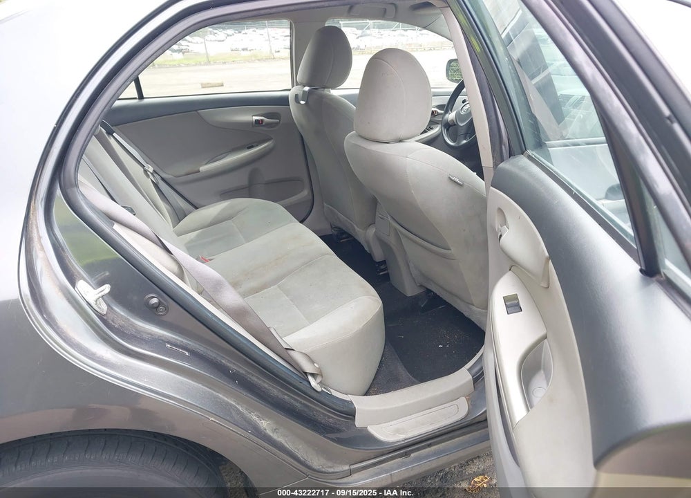 2011 TOYOTA COROLLA LE VIN: 2T1BU4EE5BC569069