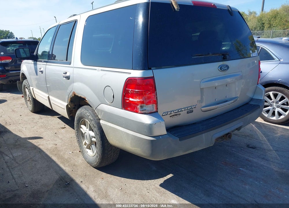 2003 FORD EXPEDITION XLT VIN: 1FMFU16L53LC43274