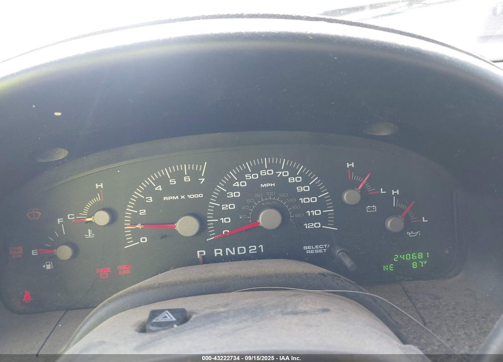 2003 FORD EXPEDITION XLT VIN: 1FMFU16L53LC43274