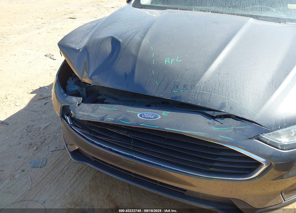2020 FORD FUSION VIN: 3FA6P0G77LR200036