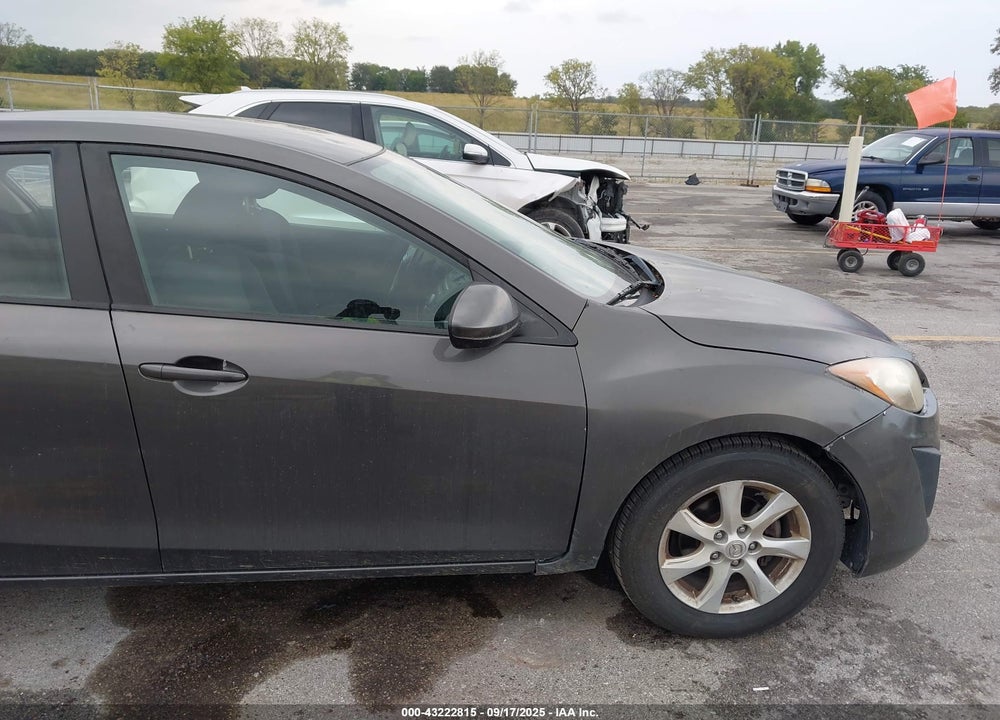 2010 MAZDA 3 VIN: JM1BL1SF7A1272709