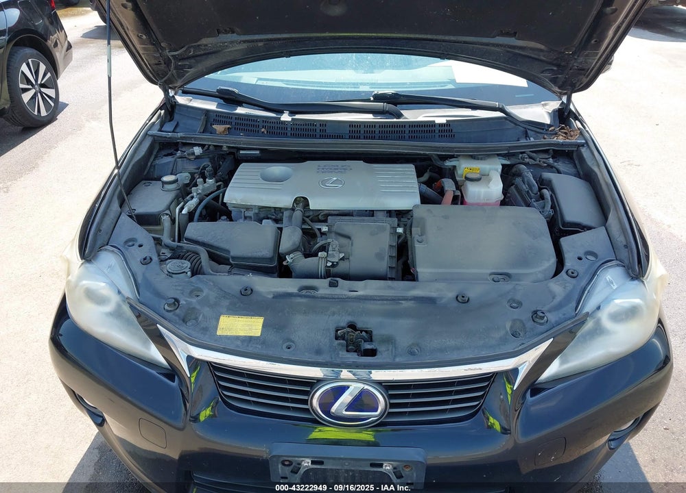 2013 LEXUS CT 200H VIN: JTHKD5BH6D2147932