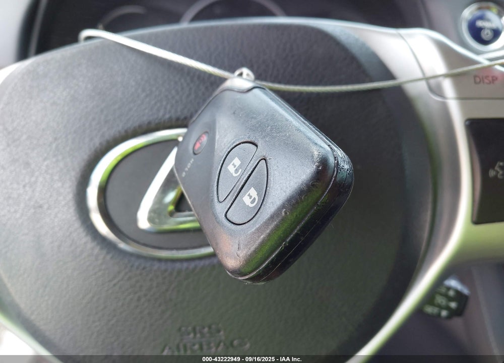 2013 LEXUS CT 200H VIN: JTHKD5BH6D2147932