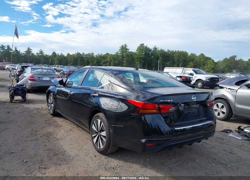 2022 NISSAN ALTIMA SV FWD VIN: 1N4BL4DV8NN349372