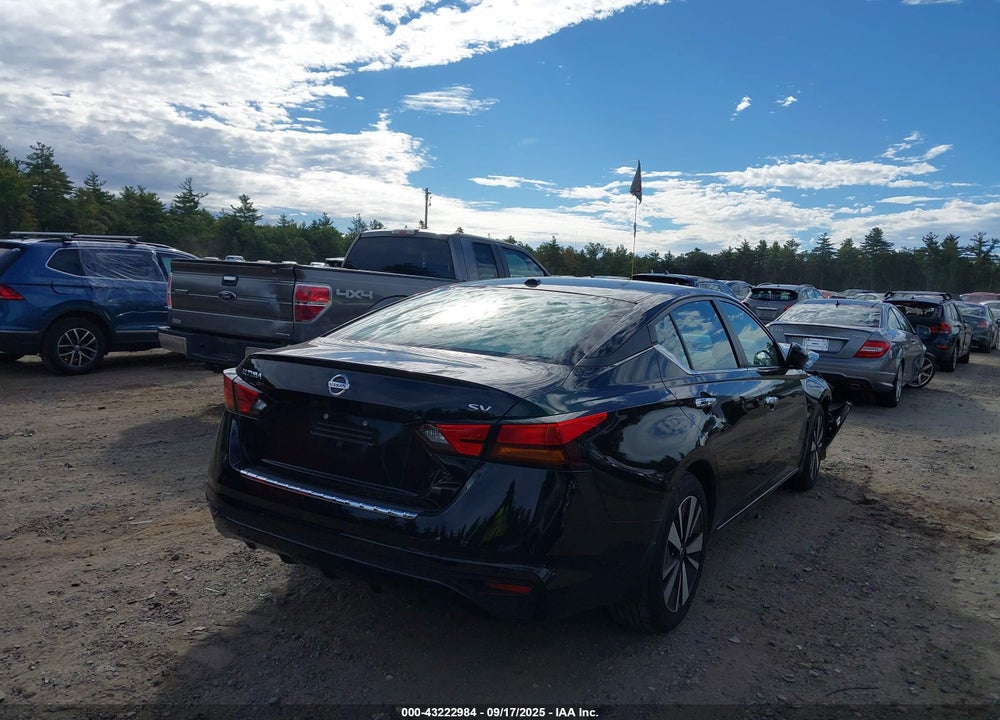 2022 NISSAN ALTIMA SV FWD VIN: 1N4BL4DV8NN349372