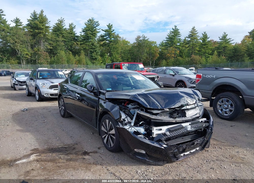 2022 NISSAN ALTIMA SV FWD VIN: 1N4BL4DV8NN349372