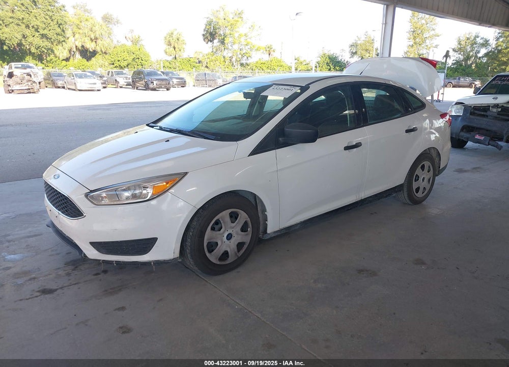 2018 FORD FOCUS VIN: 1FADP3E22JL227575