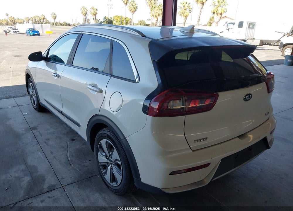 2018 KIA NIRO VIN: KNDCB3LC4J5203539