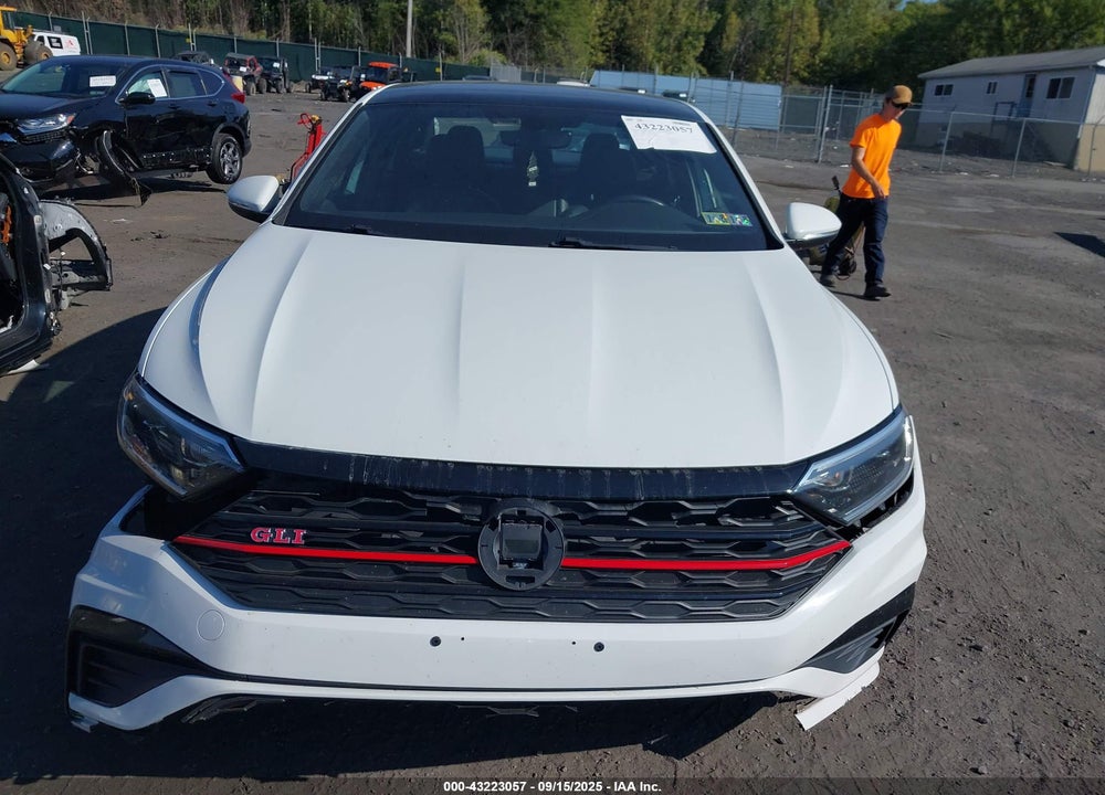 2019 VOLKSWAGEN JETTA VIN: 3VW5T7BU0KM181801