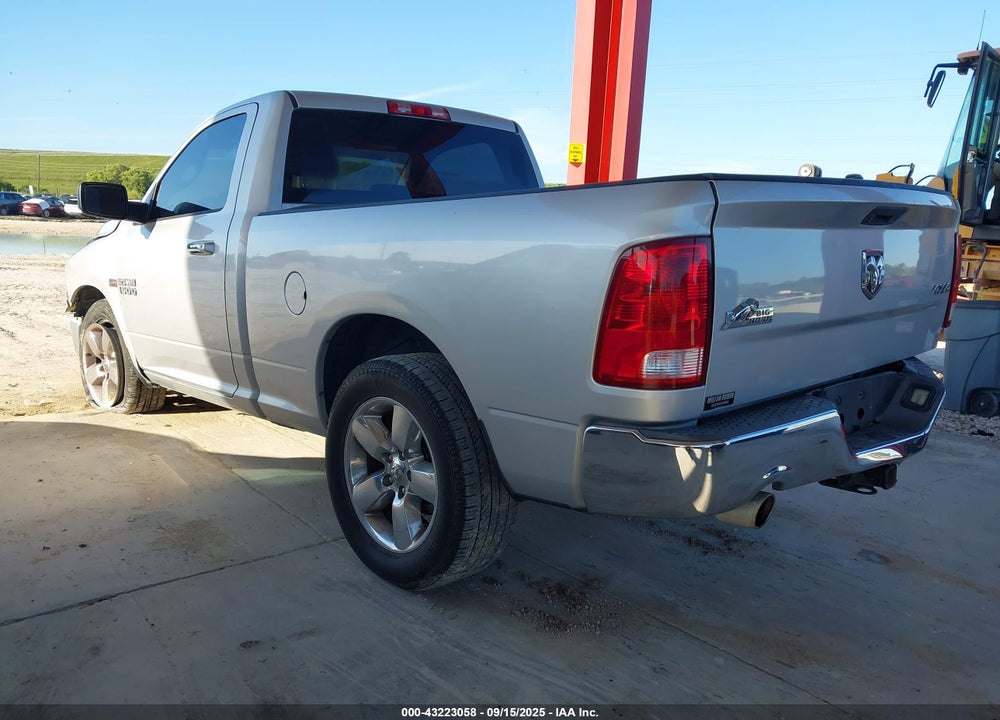 2016 RAM 1500 VIN: 3C6JR7BT8GG195322