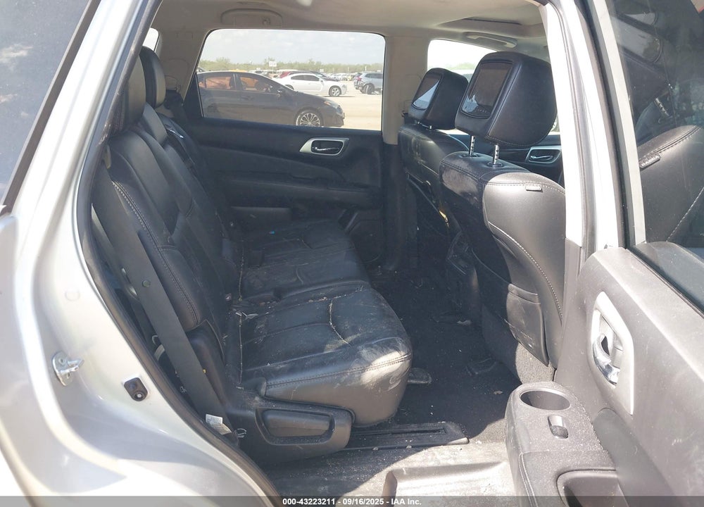 2016 NISSAN PATHFINDER VIN: 5N1AR2MN3GC630384