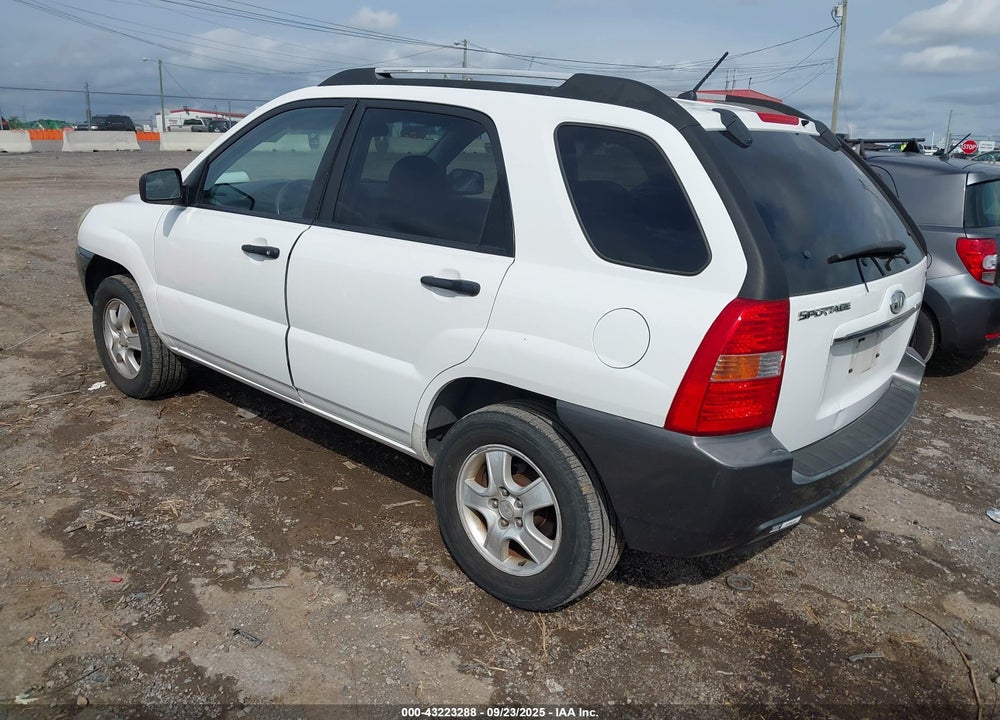 2007 KIA SPORTAGE LX VIN: KNDJF724877372666