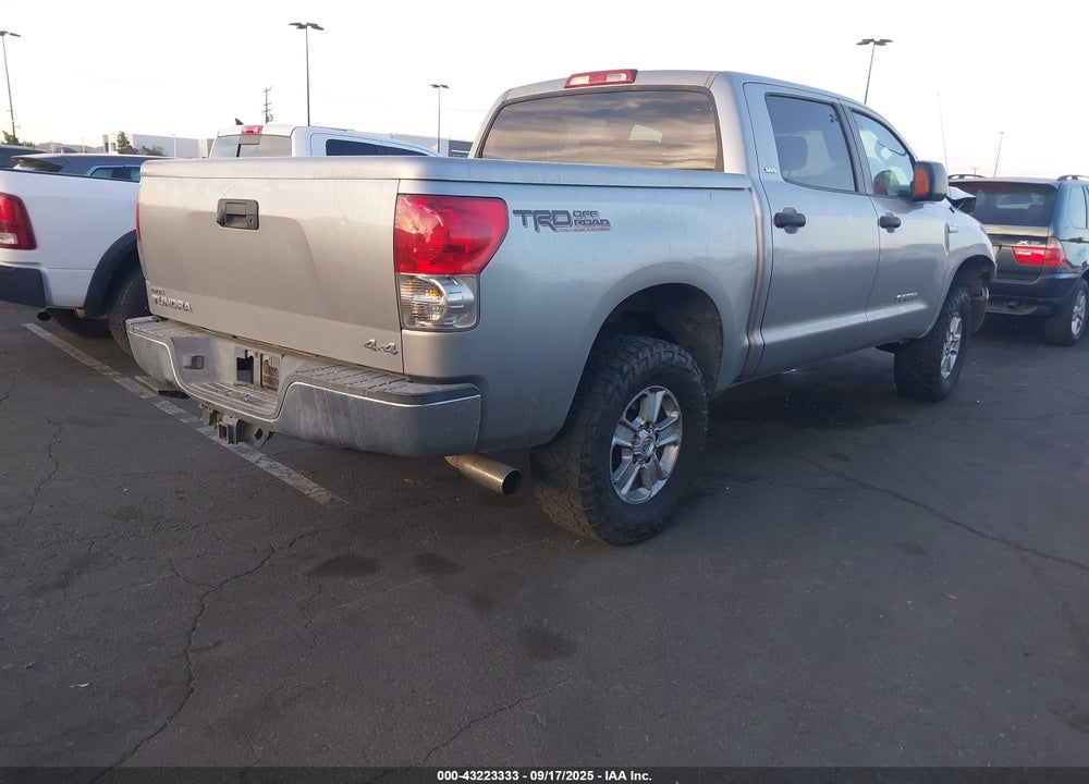 2007 TOYOTA TUNDRA SR5 5.7L V8 VIN: 5TBDV541X7S459586