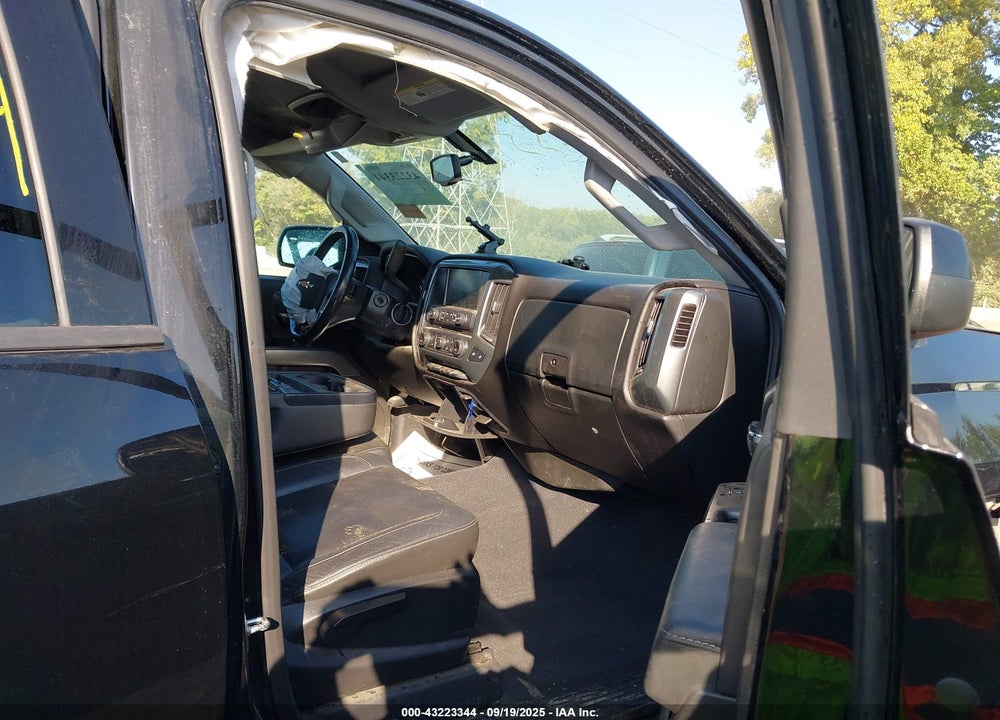 2018 CHEVROLET SILVERADO 1500 VIN: 3GCUKREC2JG551711
