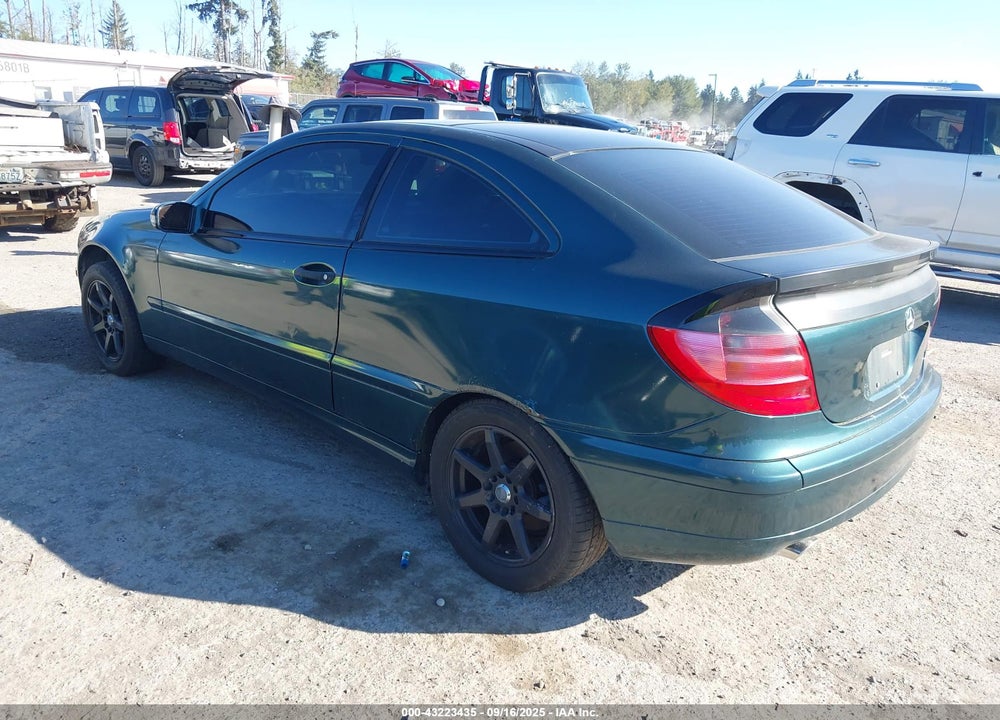 2002 MERCEDES-BENZ C 230 VIN: WDBRN47J62A327691
