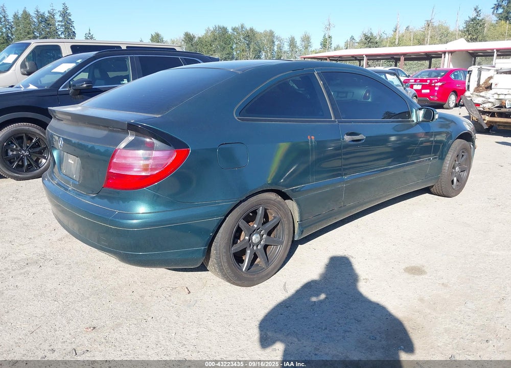 2002 MERCEDES-BENZ C 230 VIN: WDBRN47J62A327691